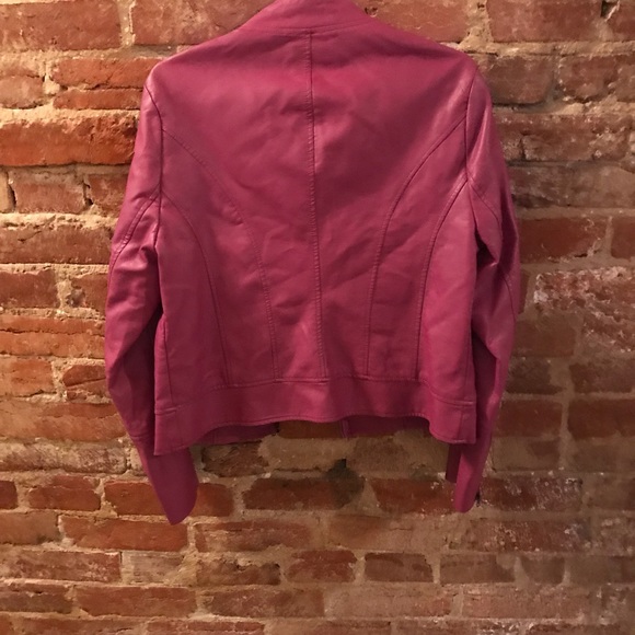Last Chance Pink Leather Jacket - Picture 2 of 7